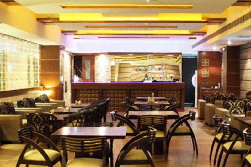Mercure Chandigarh Tribune Chowk Eksteriør billede